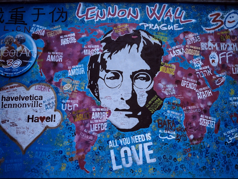 Lennon Wall - Prague